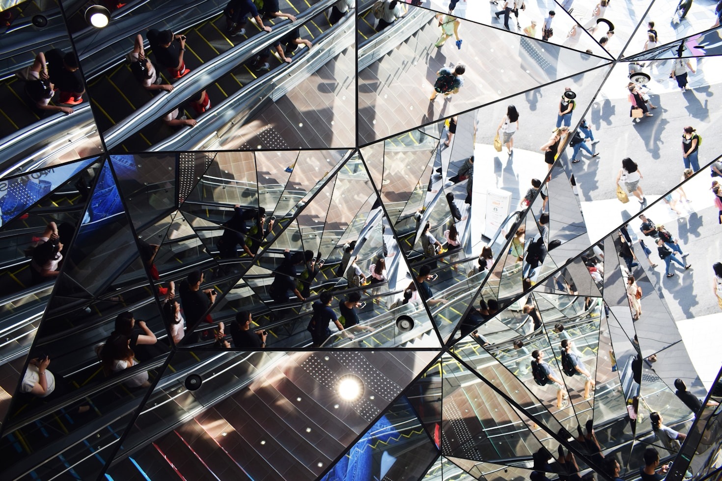 The Art of Capturing Moments in Web Visuals